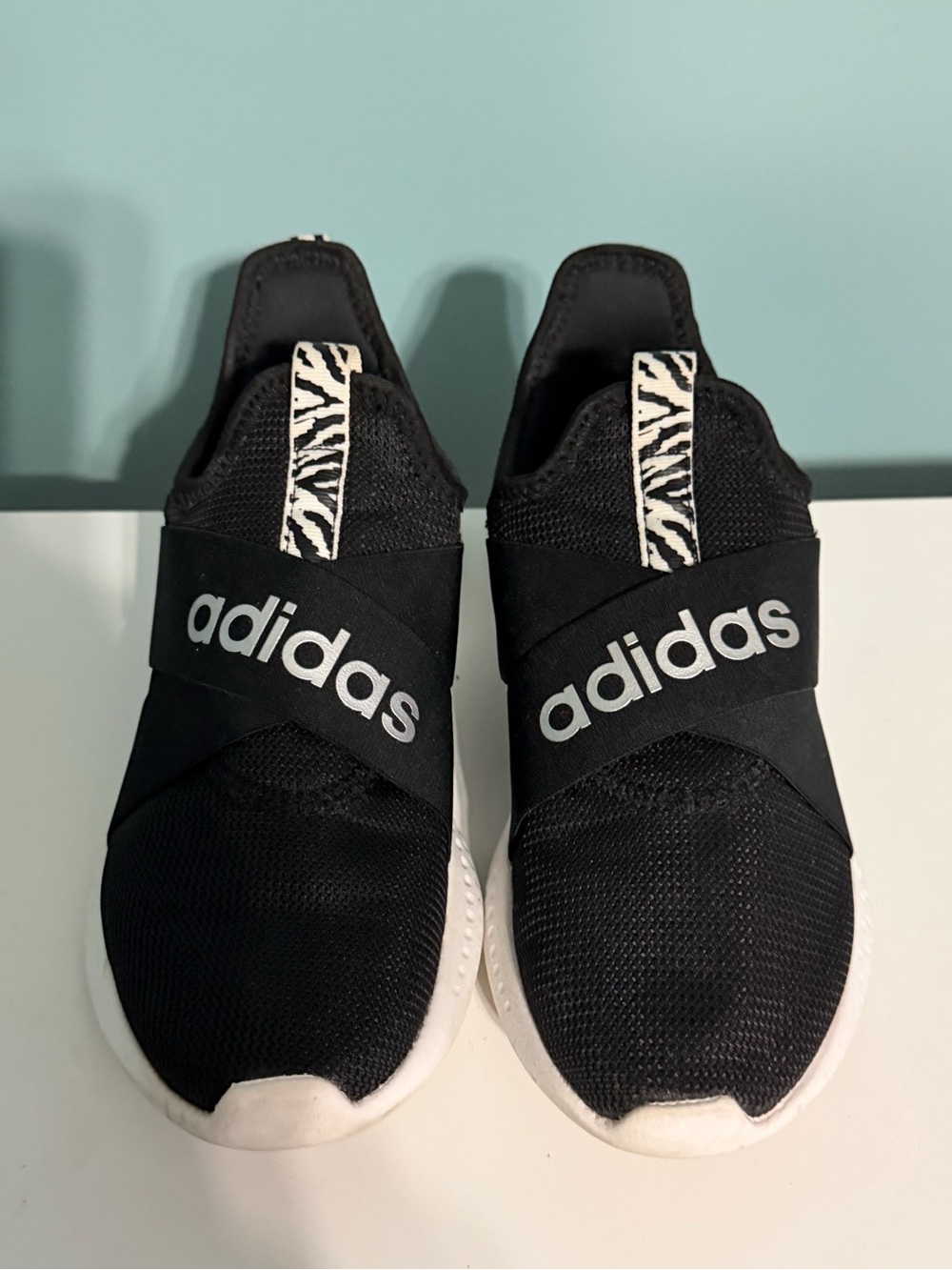 Adidas Cloud Foam Slip On Shoes Women’s Size 8 Excellent condition